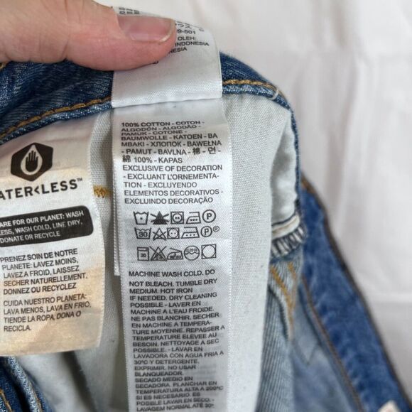 Levis High Waisted Mom Shorts Denim Jean Shorts Size 32 Non Destructed Everyday - Picture 2 of 10